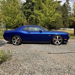 2012 Dodge Challenger SRT8