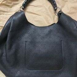 Black LV