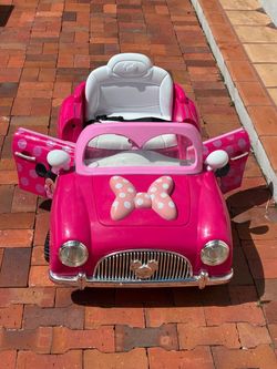 Disney Minnie Mouse Kids Ride-On Electric Car