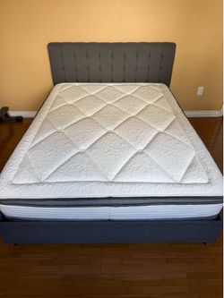 Queen size bed with mattress
