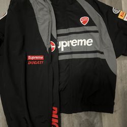 Supreme Whole Set 