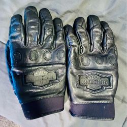 Harley-Davidson leather gloves