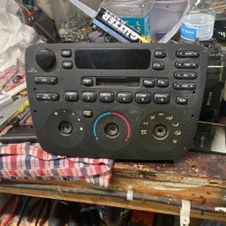 Car Radio W/ Cassette Player For 2005 Ford Taurus