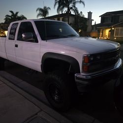 89 Chevy K2500 