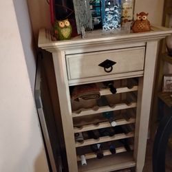 Wine / Liquor  Table