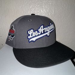 Dodgers New Era Fitted 7 1/4(Hearing Offers)