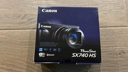 Canon PowerShot SX740 HS 20.3MP Digital Camera - Silver.