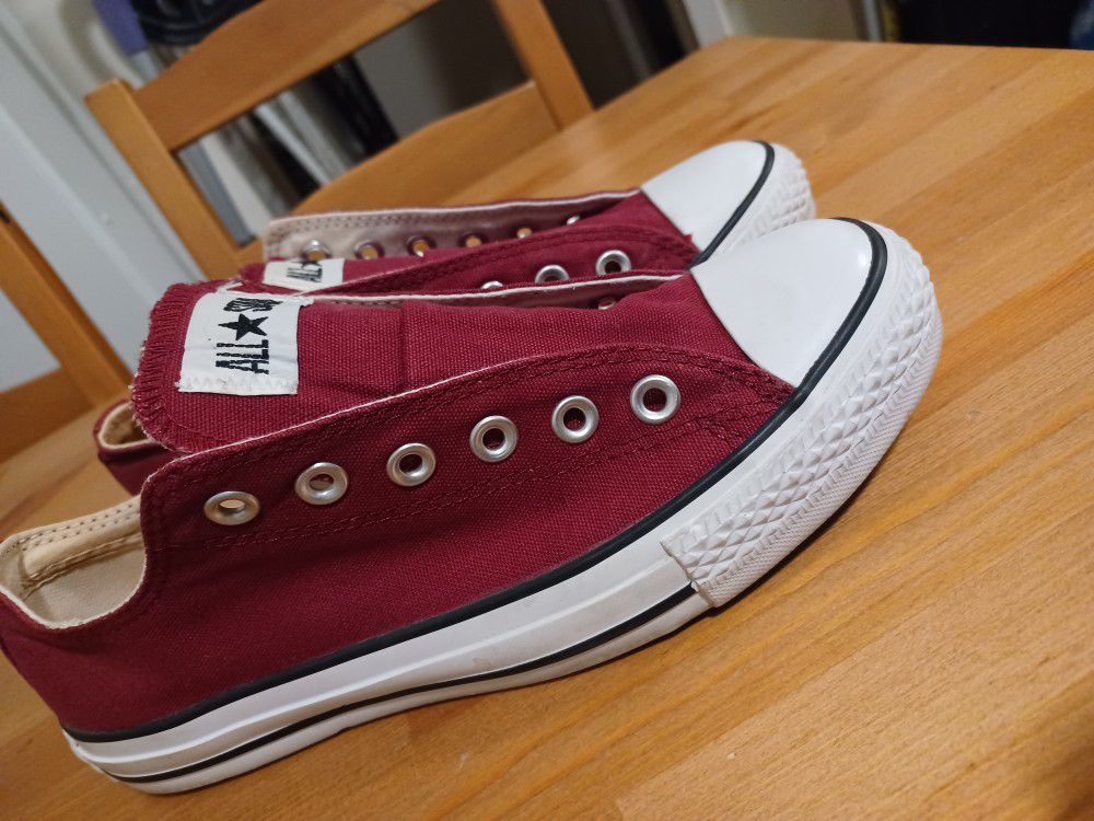 Converse All Stars Burgundy Red Women's Size 8