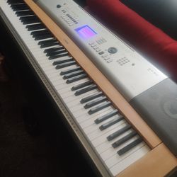 Yamaha Electric Grand Piano 