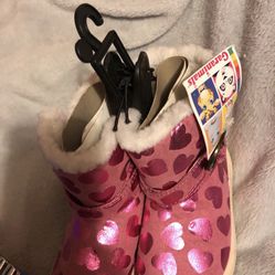 Very cute warm cozy and comfortable perfect for winter girls winter boots size 7 toddlers Thumbnail