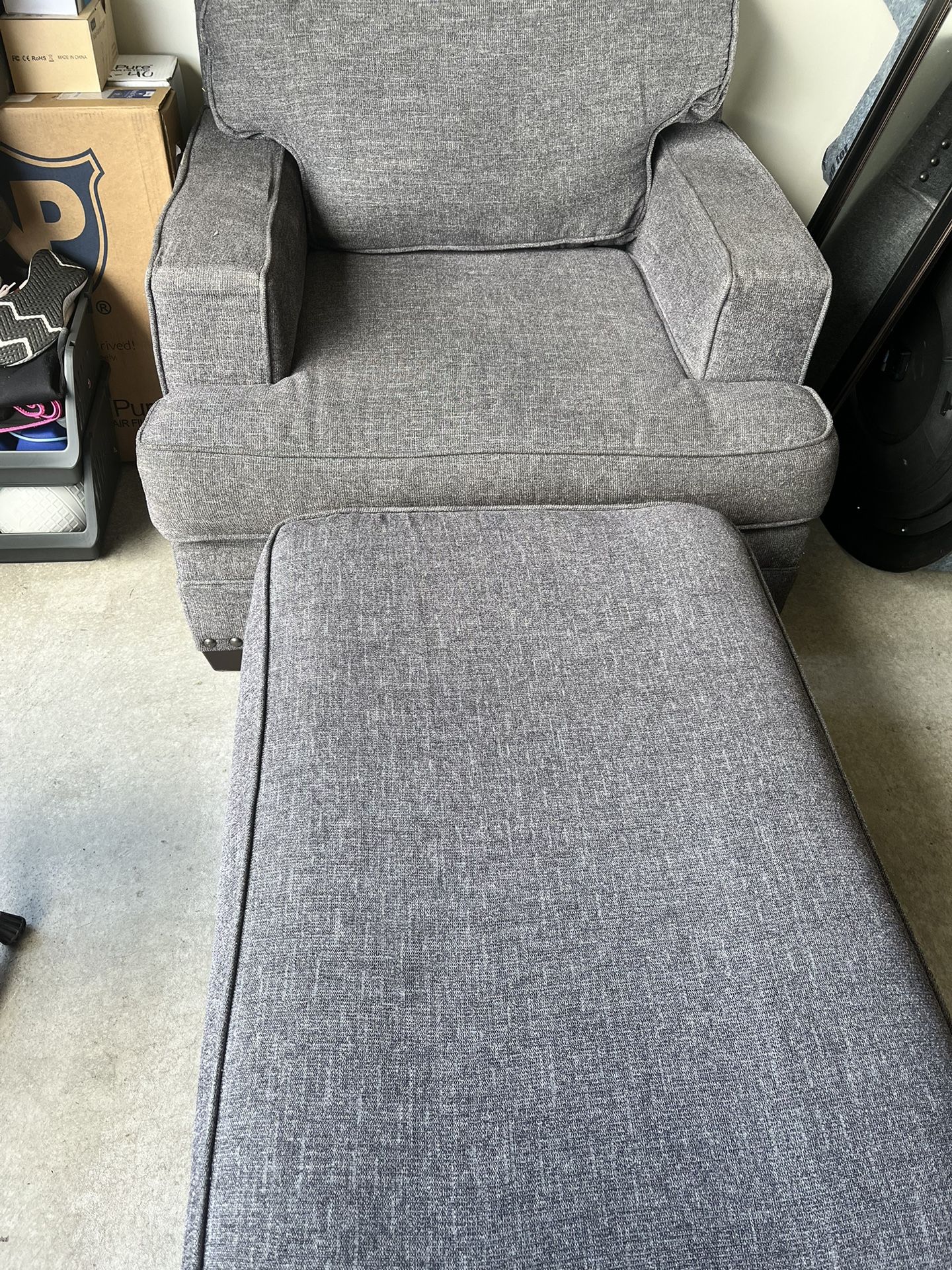 Large Chair with Ottoman 