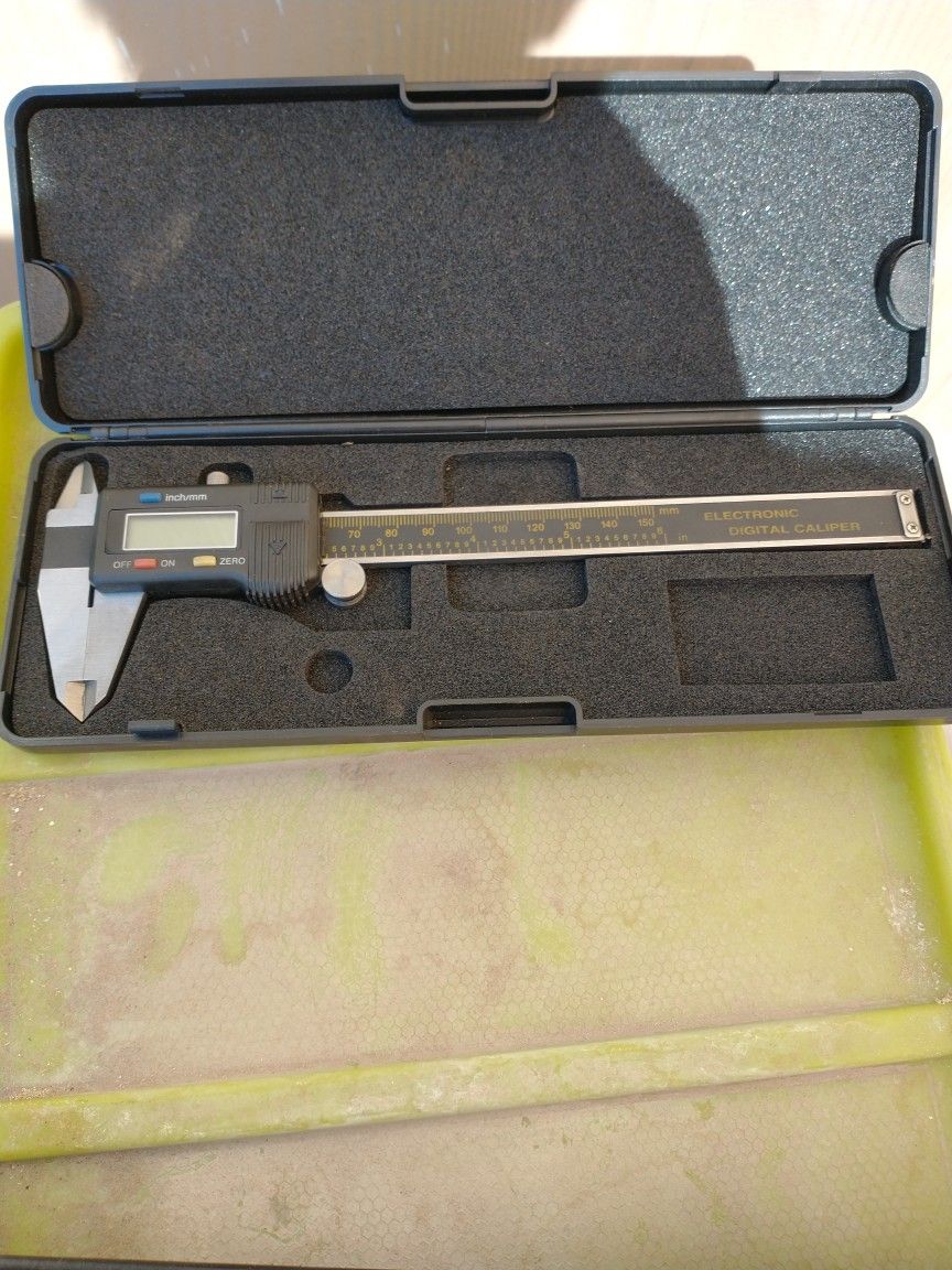 6" Digital Calipers