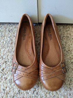 Women's Cobb Hill Leather Flats size 8.5M
