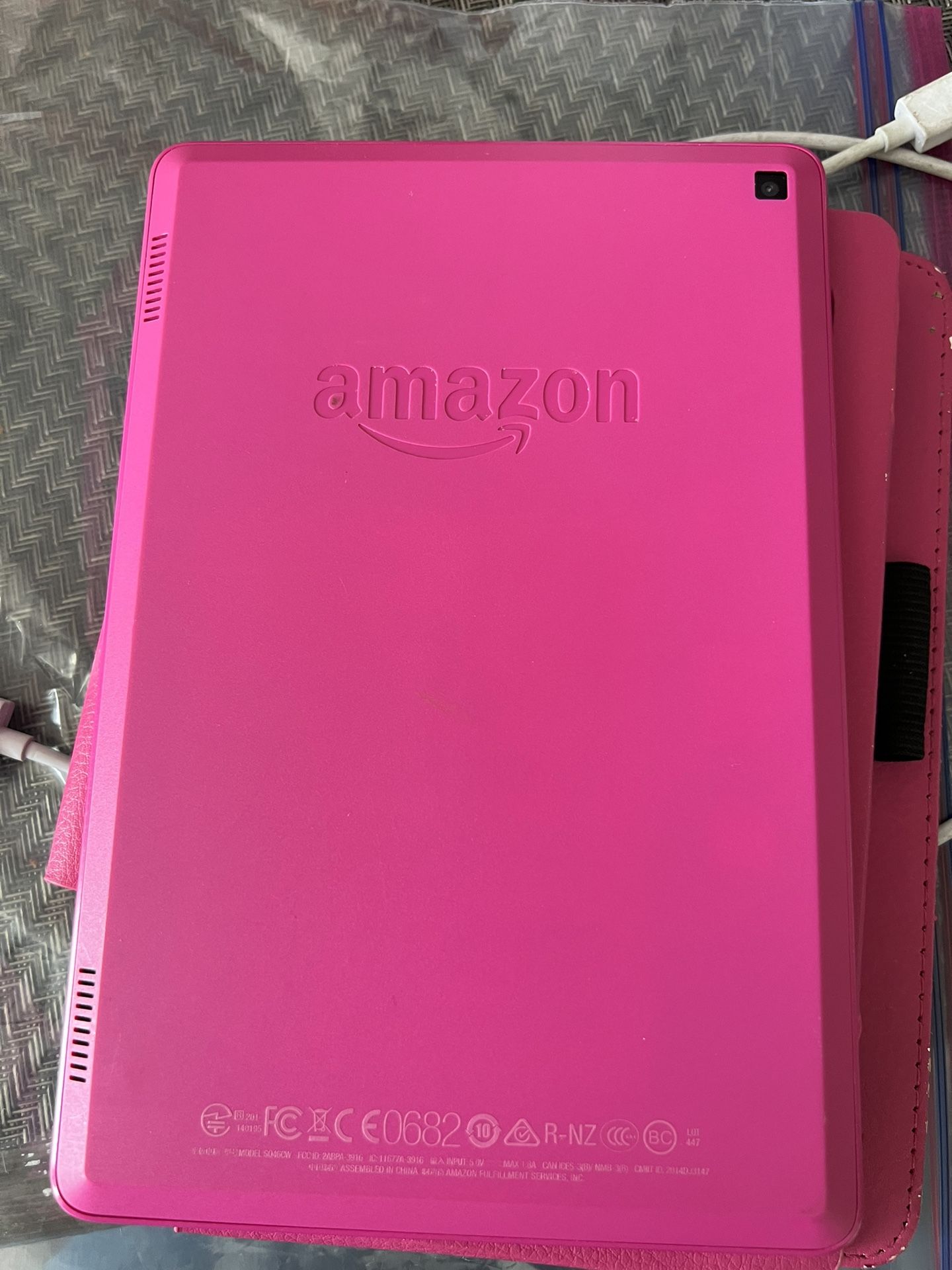 Amazon Kindle Fire-pink