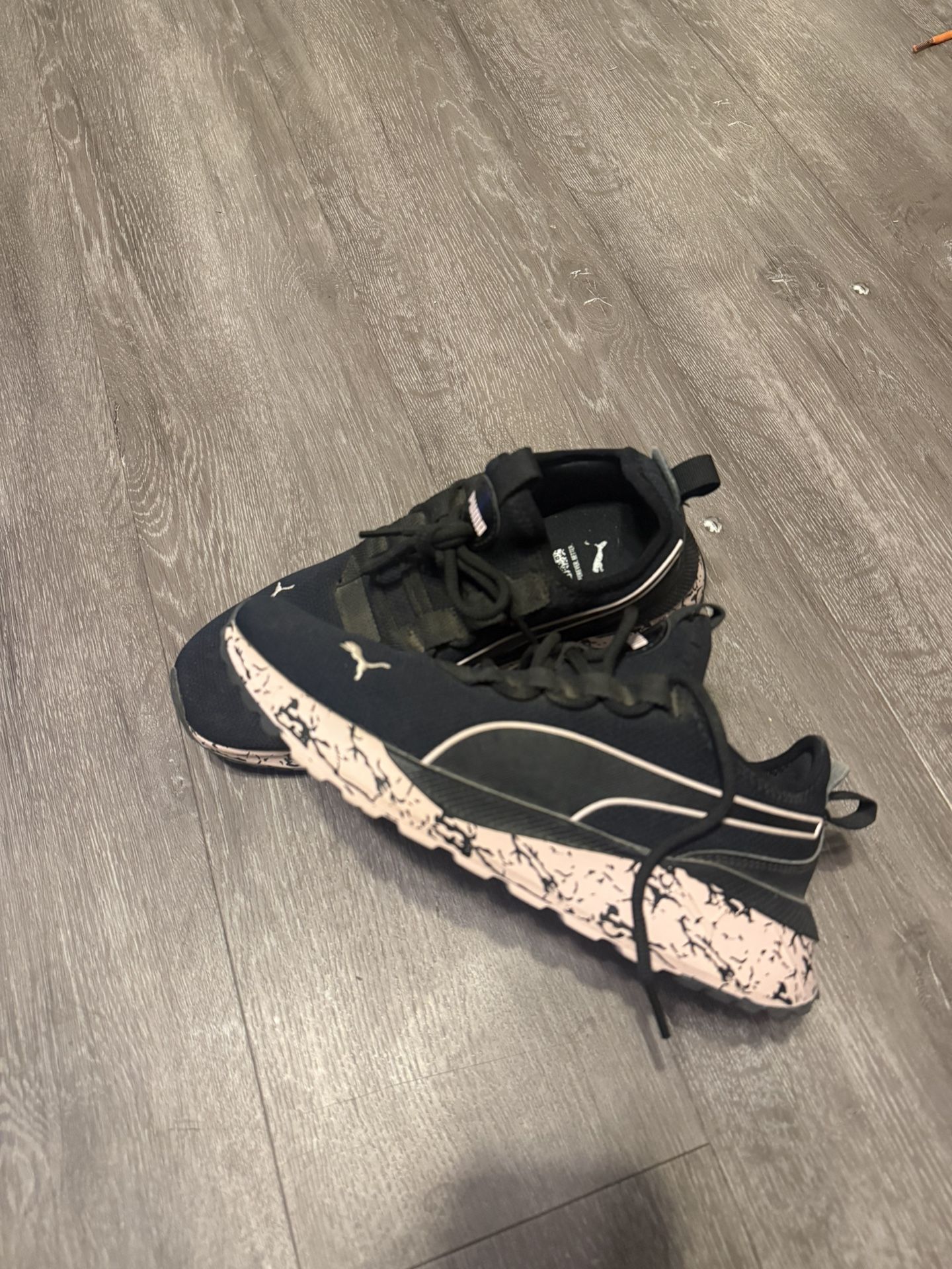 Women’s puma Shoes Size 7.5