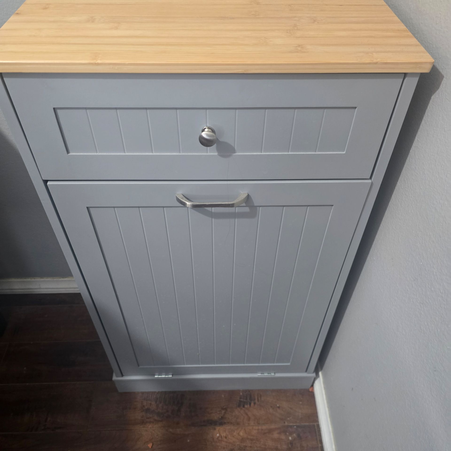 Cabinet/ trash drawer