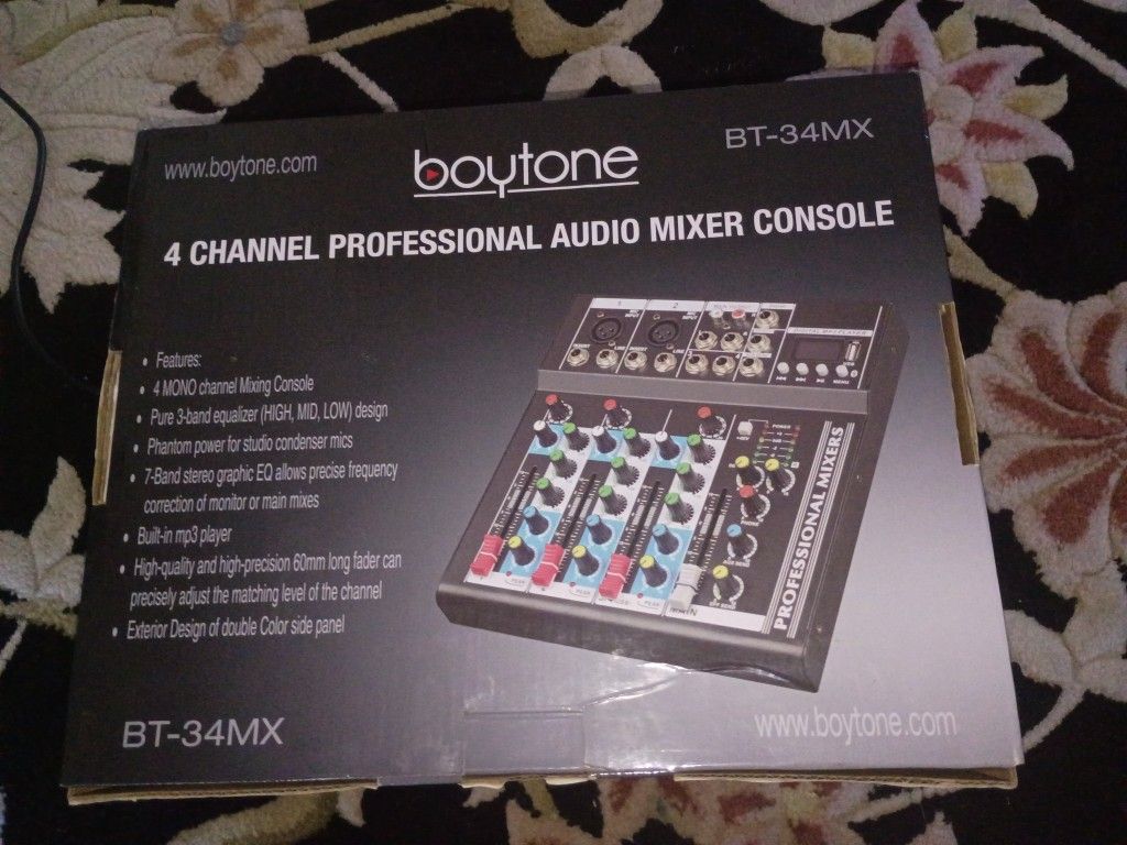 Baytone Mixer
