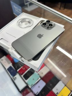 iPhone-15 Pro Max natural