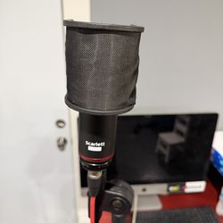 Focusrite Scarlett Studio Bundle – Audio Interface, Mic & Headphones