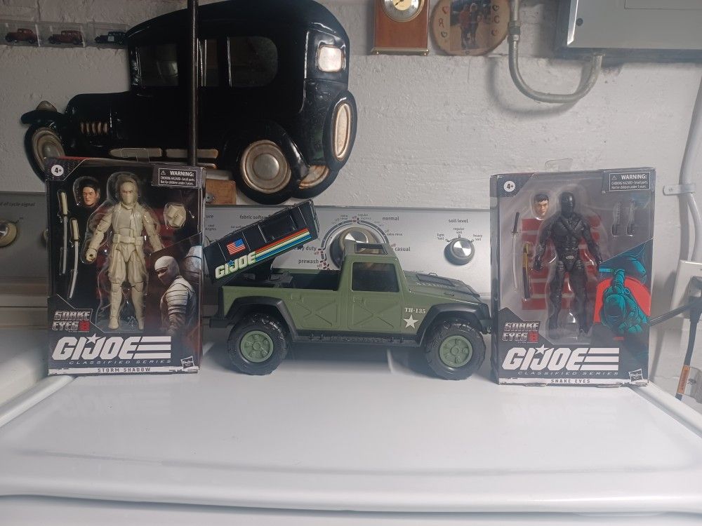 G I Joe Action Figures & Tonka Military Truck