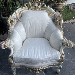 Victorian Style Sofas 