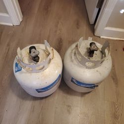 Strange Tanks Grills