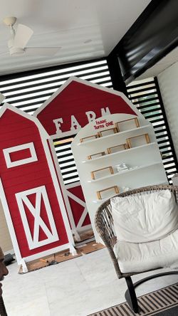 Farm decorations
