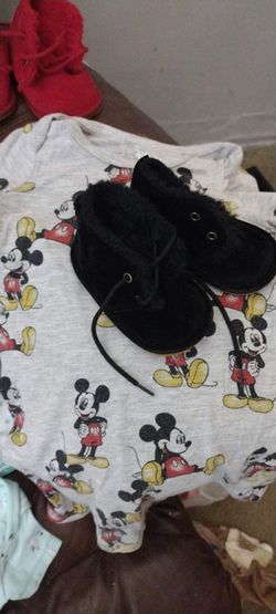 0-18 Mo Baby s Clothing Name Brand Like New 6-9 