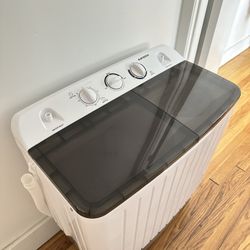 Moving Sale – All Must Go! （TV, Wash machine, Table, Printer Etc.)
