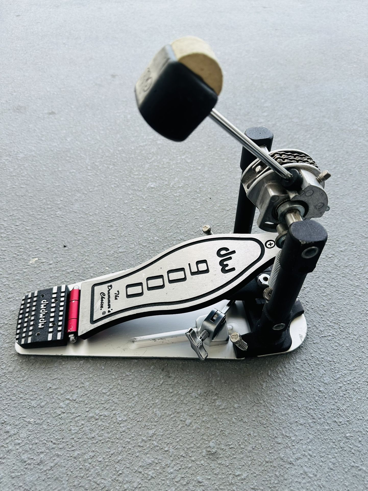 DW9000 Kick Drum Pedal, Very Smooth Still