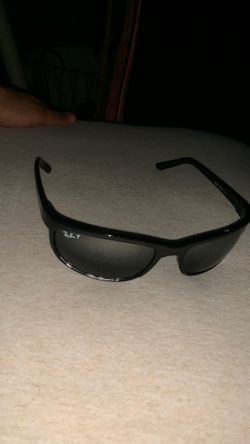 Black Ray Bans