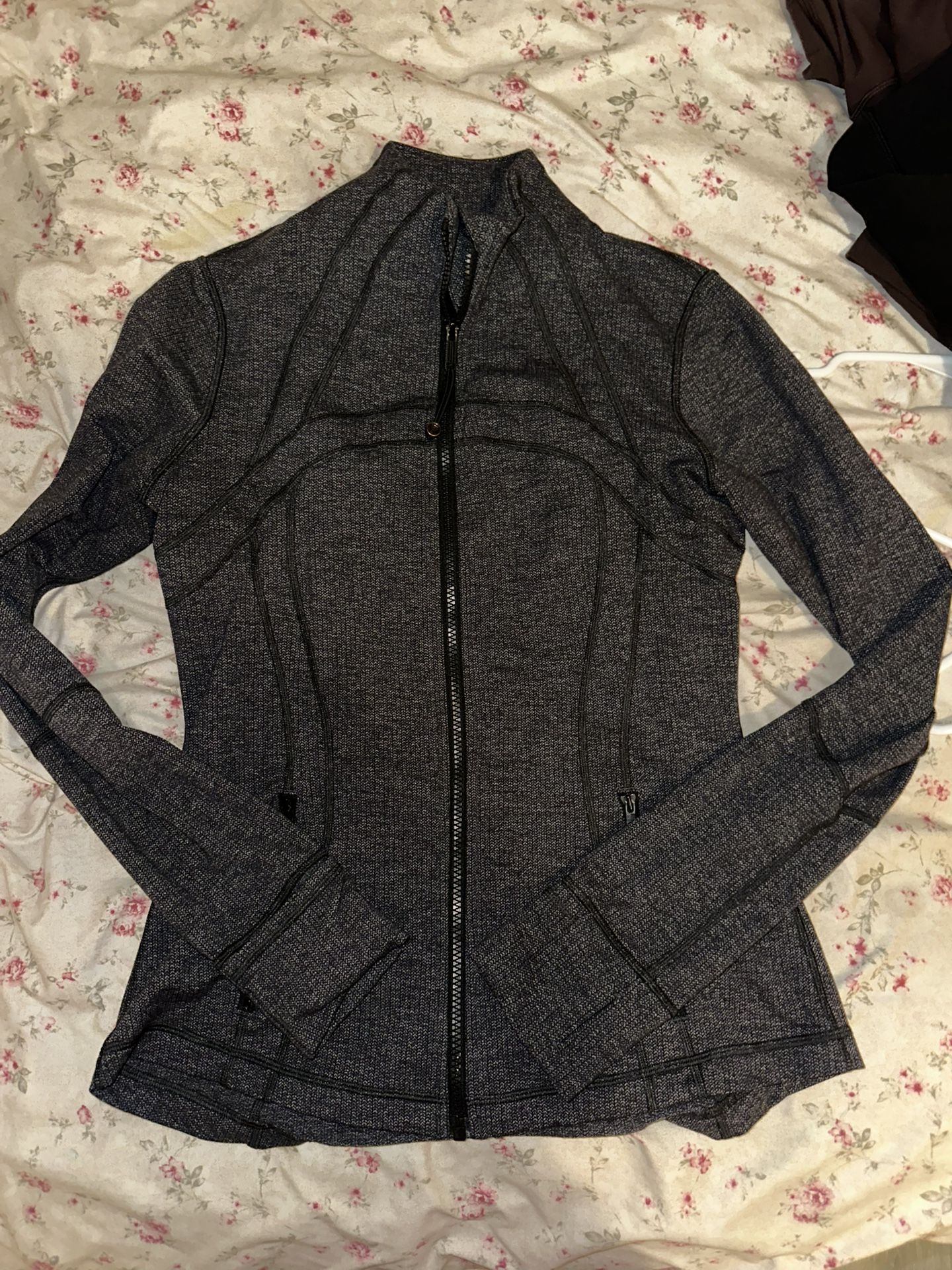 grey & black lululemon define jacket