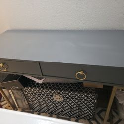 Z Gallery Hallway Table 