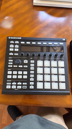 MASCHINE N1      Two pieces in good condition