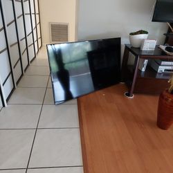 Vizio E50-d1 50" Smart Tv