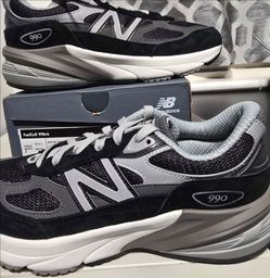 New Balance FuelCell 990v6 Sneakers women's Size 8, kids size 7