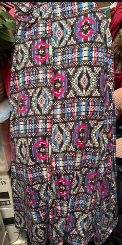 Women’s long skirt size lrg
