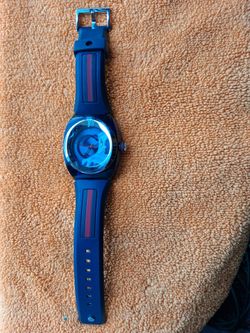 GUCCI WATCH.  / BOX