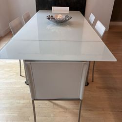 Calligaris White Glass DR Table