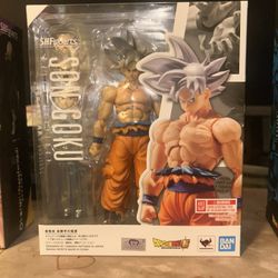 S H Figuarts UI Goku