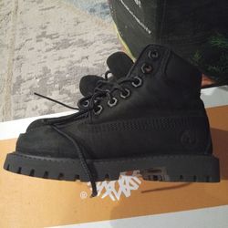 Size10 kids Timberland