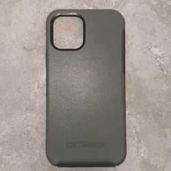 OtterBox 12 Pro Phone Case