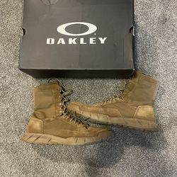 Oakley military boots