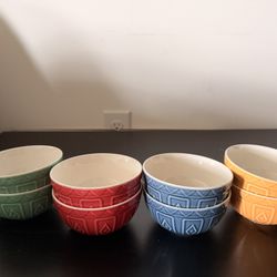 8 Piece Ceramic Bowls. 