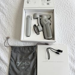 DJI OM 4 (Osmo Mobile 4) – Smartphone Gimbal Stabilizer
