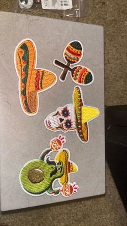 4 pcs  CutePatches Embroidered Patches Iron On/Sew On Jackets Backpack Jeans Aesthetic Decorative Applique