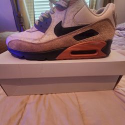 Nike