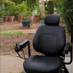 Drive Trident HD Heavy Duty Power Wheelchair