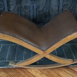 Gout Rest/Rocker Antique 