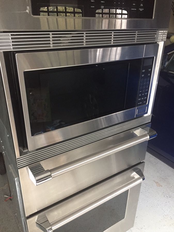 Thermador Built-in Oven - Microwave (Model SMW272)